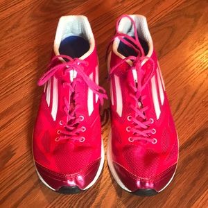 Women’s running shoe